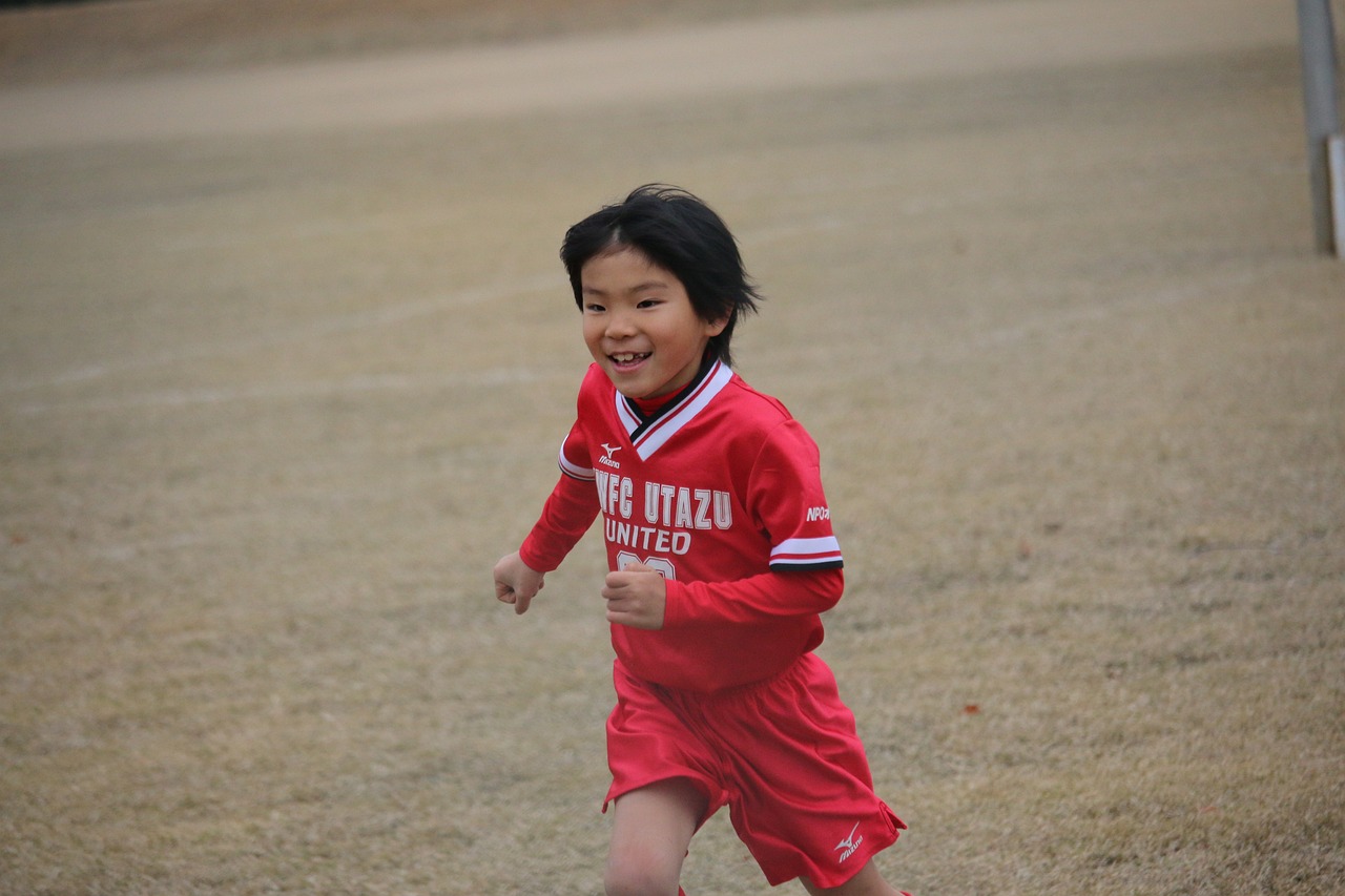 小学生がドライアイになるのは何歳から？