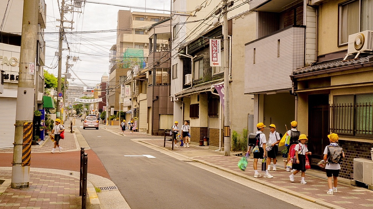 小学生が運動中に気をつけるべきドライアイ対策は？