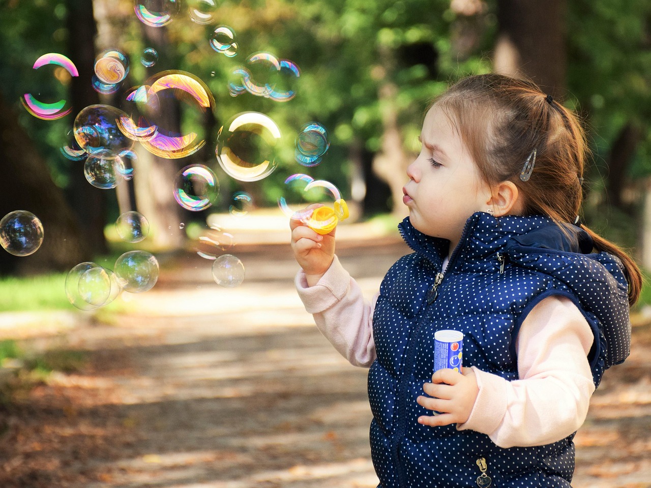 子どもが勉強中にドライアイを防ぐための対策は？