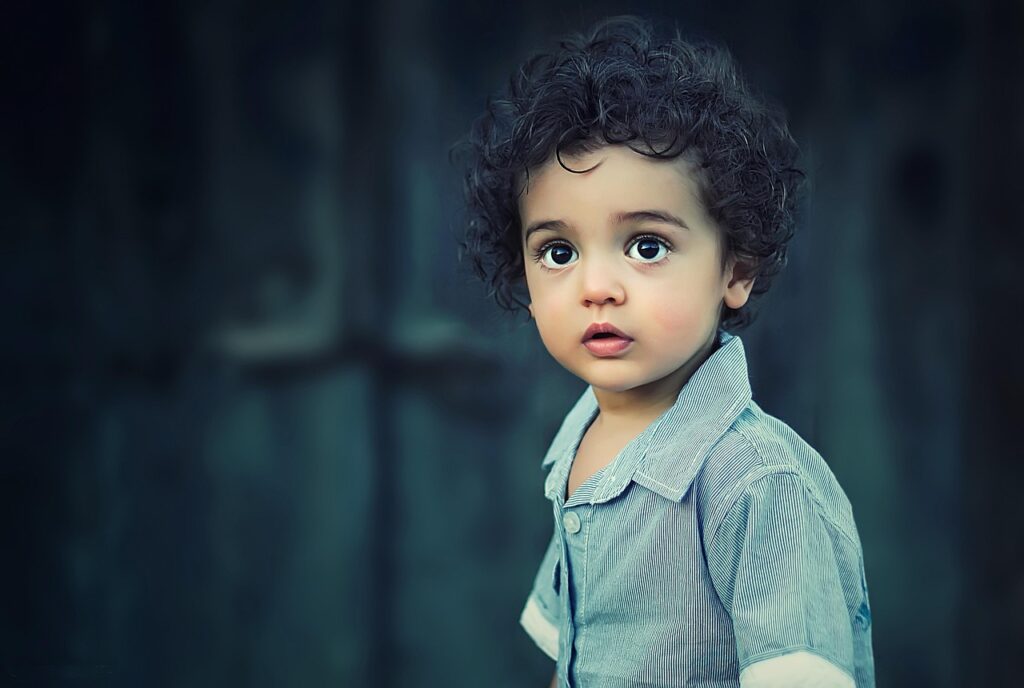 子どもにおすすめの目薬は？ドライアイの対策方法を解説！