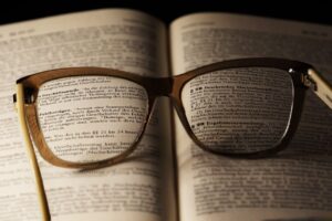 中学生の視力低下を防ぐための効果的な対策は？